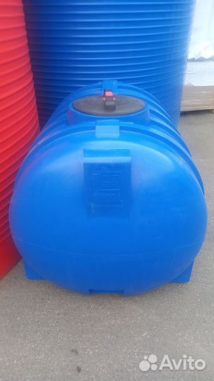 Емкость пластиковая