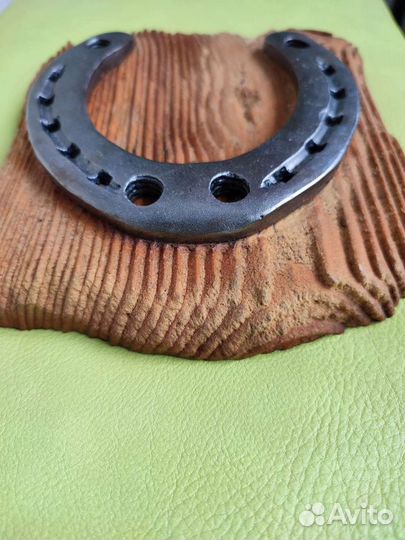 Кованая подкова