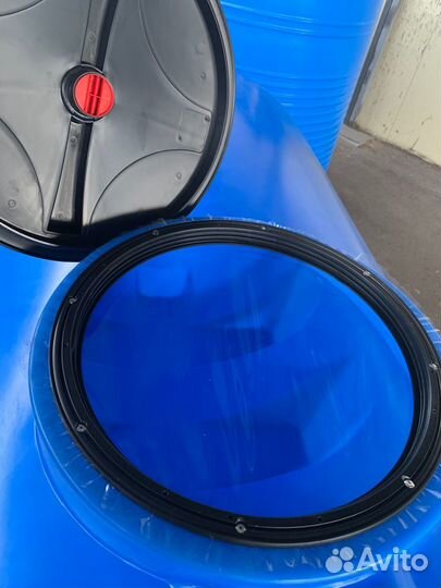 Емкость 2000 литров