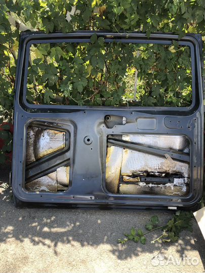 Дверь задняя на patriot