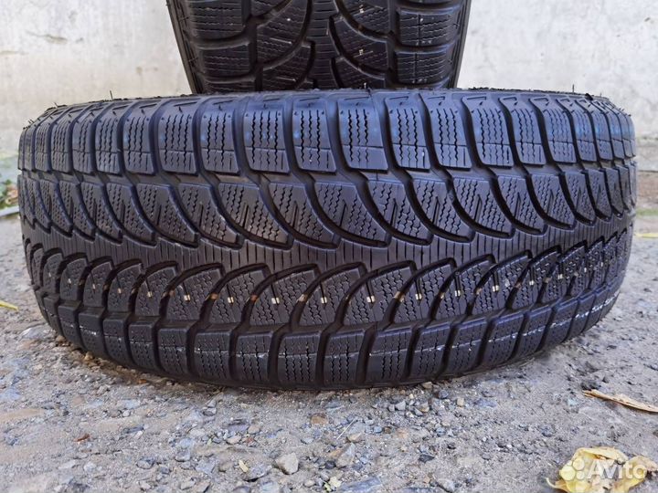 Bridgestone Blizzak LM-80 215/60 R17 96H