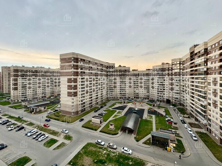 2-к. квартира, 58,1 м², 12/17 эт.