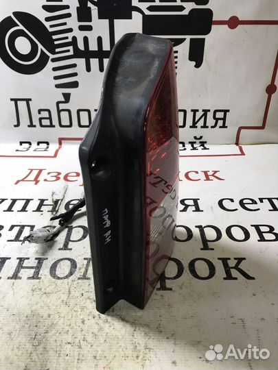 Фонарь задний правый Nissan Pathfinder