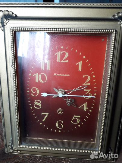 Часы настенные-настольные Янтарь