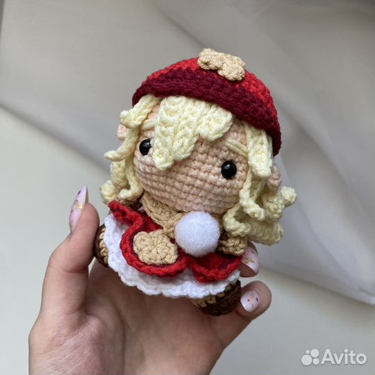 Вязаная игрушка Кли (мини) из Genshin Impact