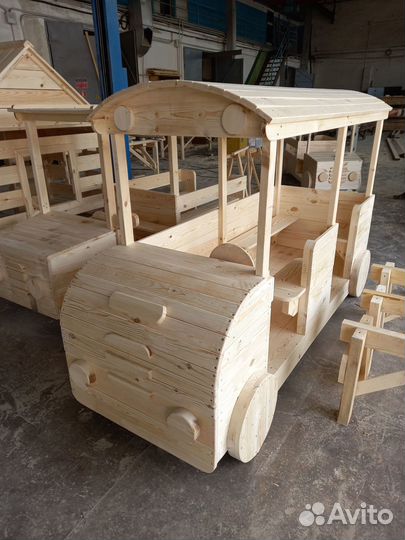 Модель автобуса