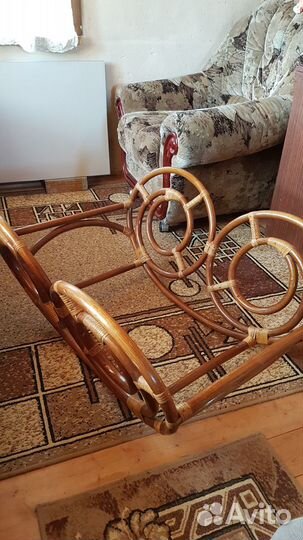 Детская люлька-качалка из ротанга