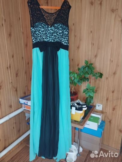 Нарядное платье