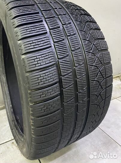 Pirelli Winter Sottozero II 305/30 R20