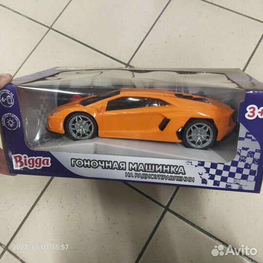 Машинка на радиоуправлении