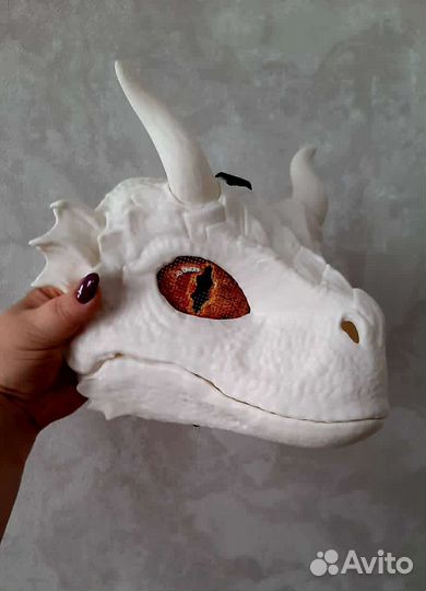 Маска раптора белая с рожками