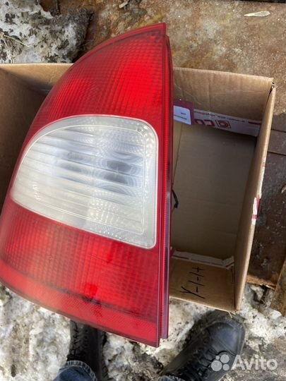 Задний левый фонарь Калина седан