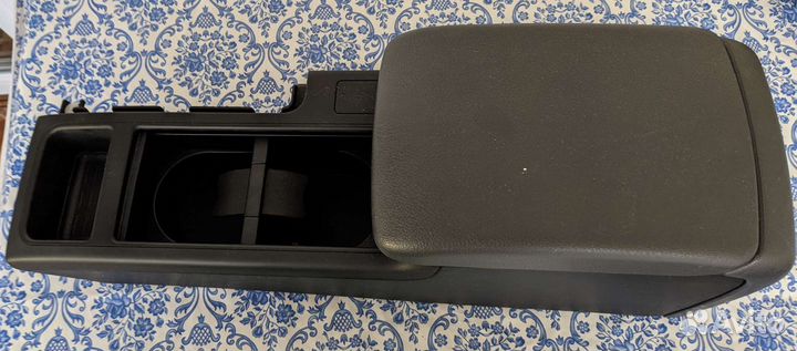 Подлокотник Subaru legacy BL, BP outback bp