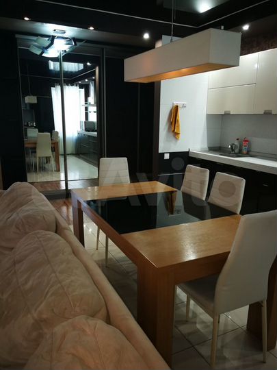2-к. квартира, 70 м², 2/9 эт.