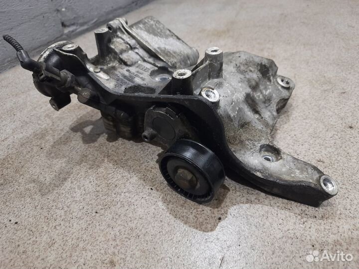 Кронштейн генератора в сборе для 1.8 tfsi BZB CDA