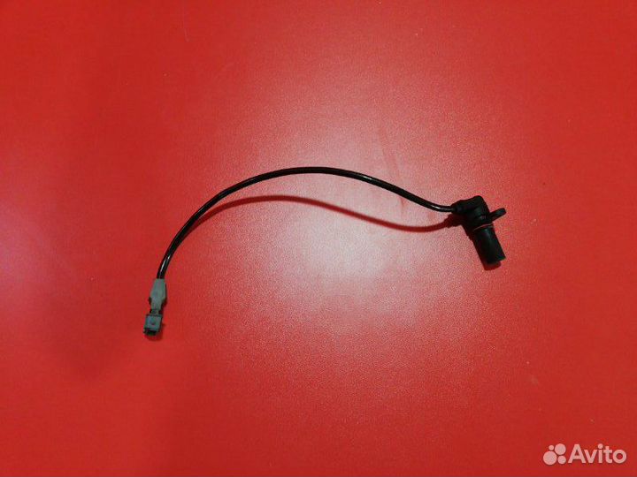 Датчик положения коленвала Daewoo Nexia N150 F16D3