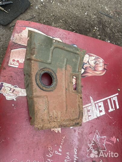 Кожух кпп газ 69