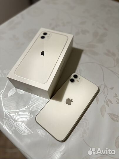 iPhone 11, 64 ГБ