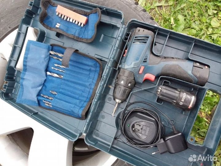 Шуруповерт bosch 12v GSB-120Li