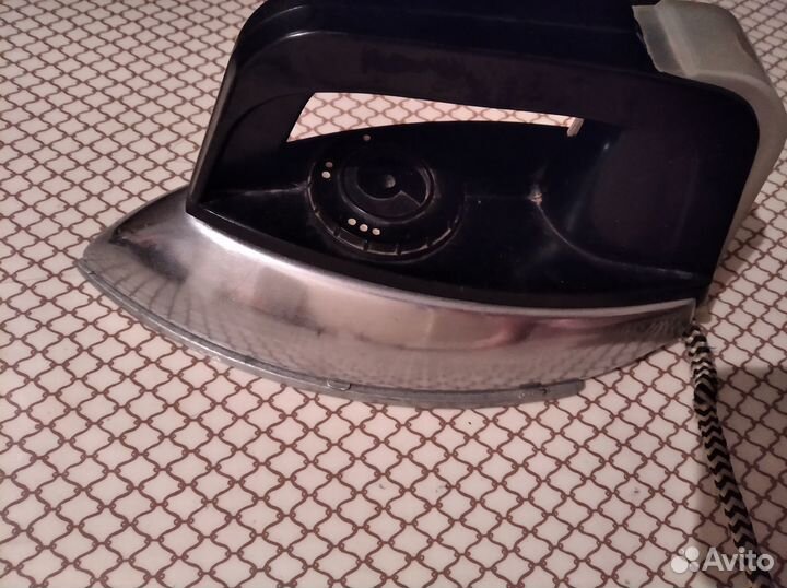 Утюг рабочий