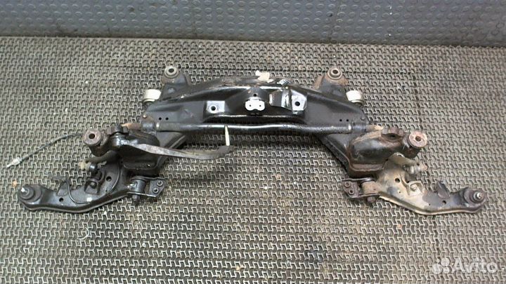 Стабилизатор подвески Nissan Primera P12, 2002