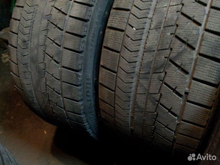Bridgestone Blizzak VRX 245/40 R18 и 275/35 R18 95S