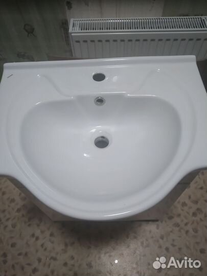 Тумба с раковиной для ванной комнаты б/у