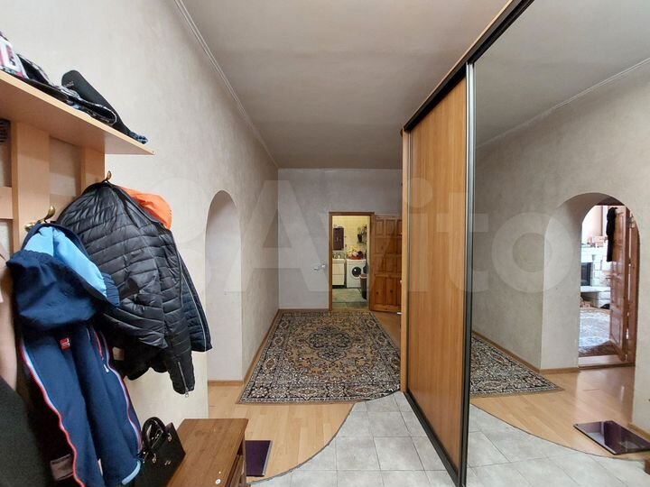 4-к. квартира, 120 м², 3/4 эт.