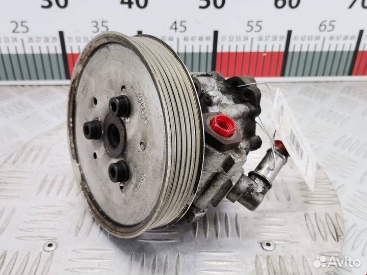 Насос гидроусилителя руля Volkswagen Passat