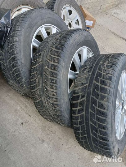 Kumho Ecowing KH19 215/60 R16