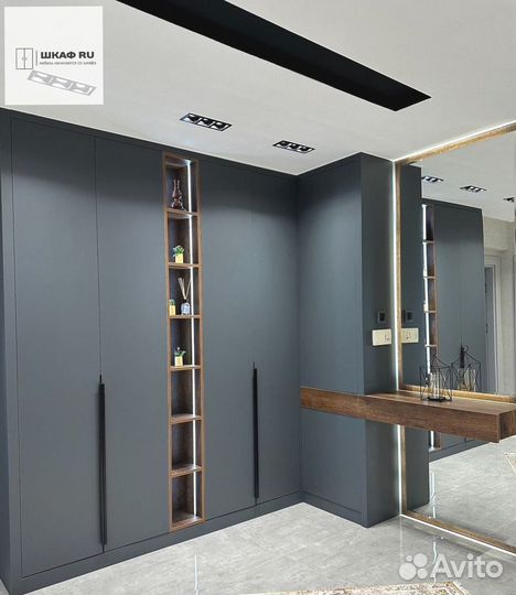 Шкаф распашной с фрезерованными фасадами