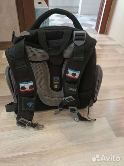 Школьный рюкзак