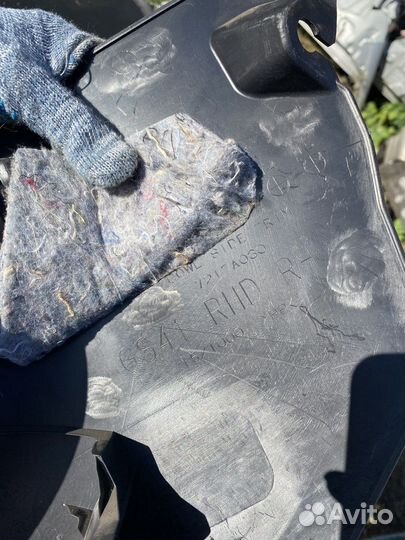 Накладка на порог правая Mitsubishi lancer 10