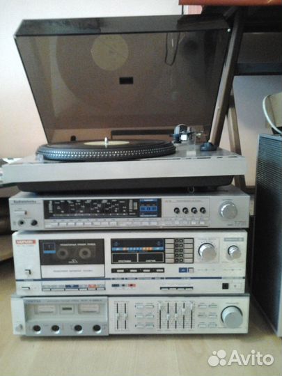 Продам проигрыватель винила