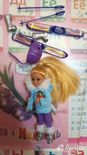 Кукла на лыжах