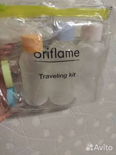 Дорожный набор ёмкостей, лопаточки для кремов