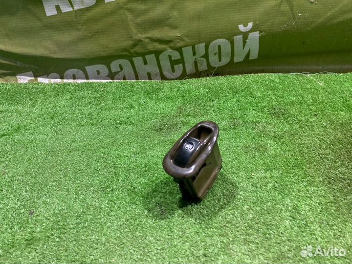 Кнопка стеклоподъемника Hyundai Sonata Y3 G4CNV