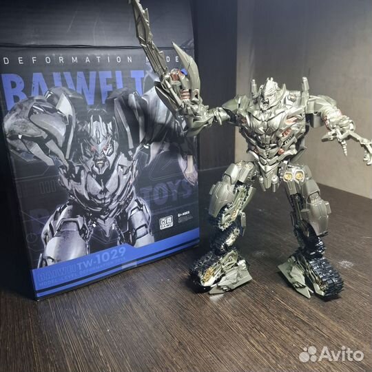 Робот-Трансформер Мегатрон