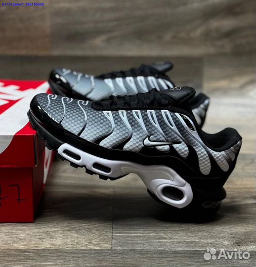 Кроссовки Nike Air Max Tn Plus