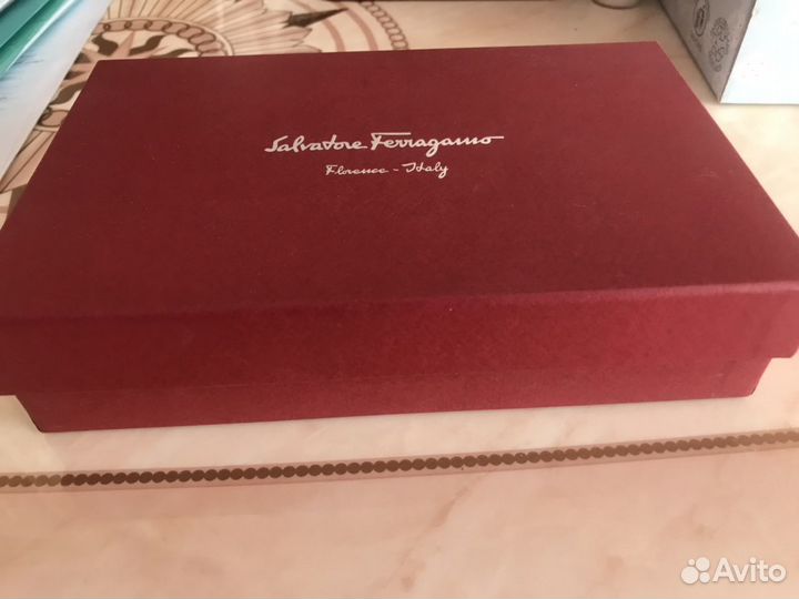 Фирменная коробка Salvatore Ferragamo 20*13 см