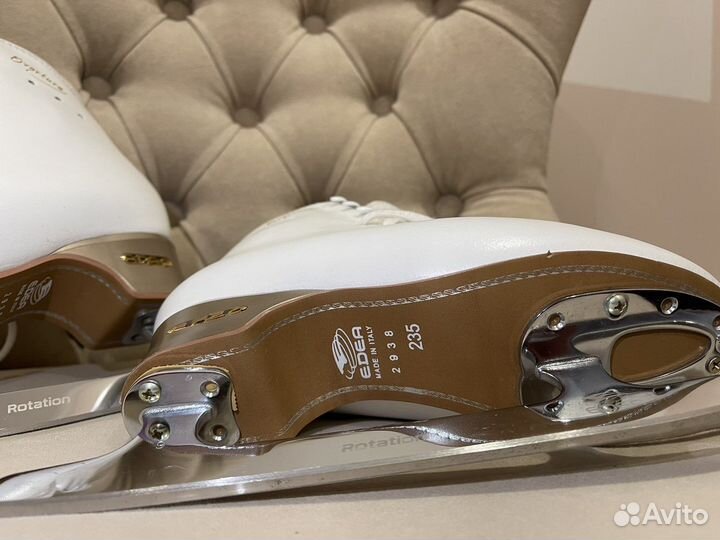 Коньки фигурные