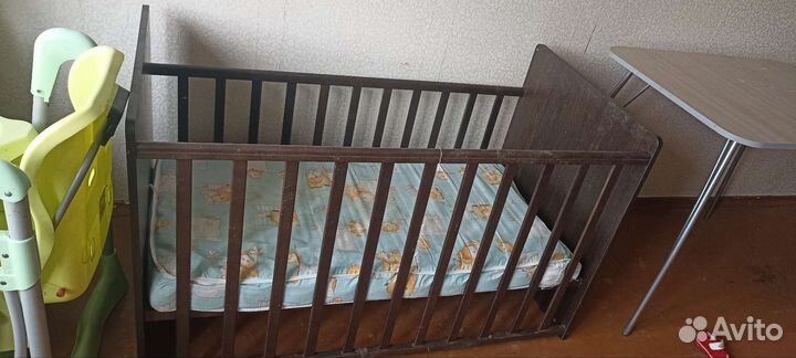 Детская кроватка