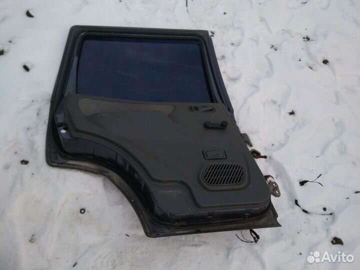 Разбираю Ford Maverick Nissan Terano