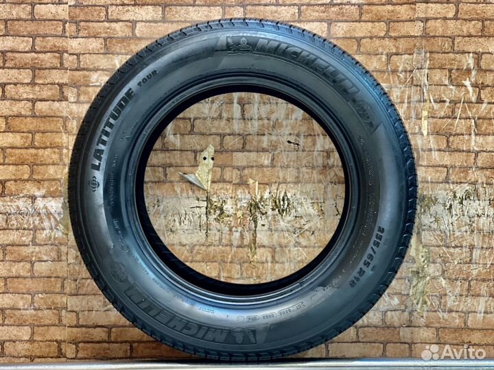 Michelin Latitude Tour HP 235/65 R18 106T