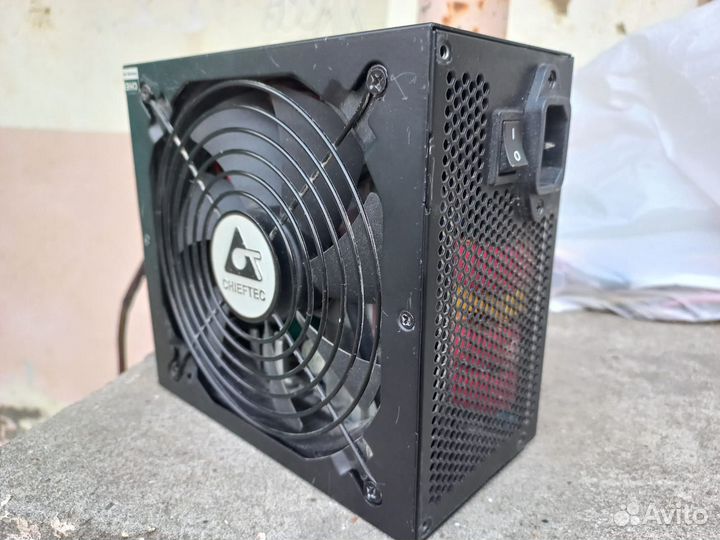 Блоки питания модульный сhieftec 700w И 450W нераб