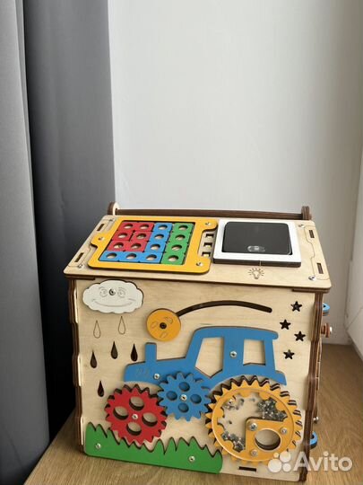 Бизиборд домик новый