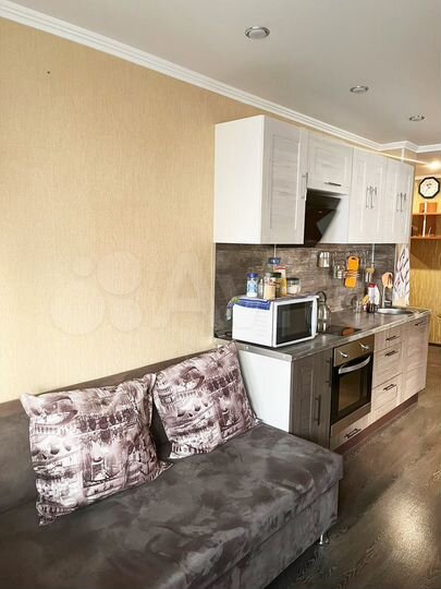 1-к. квартира, 42 м², 8/18 эт.