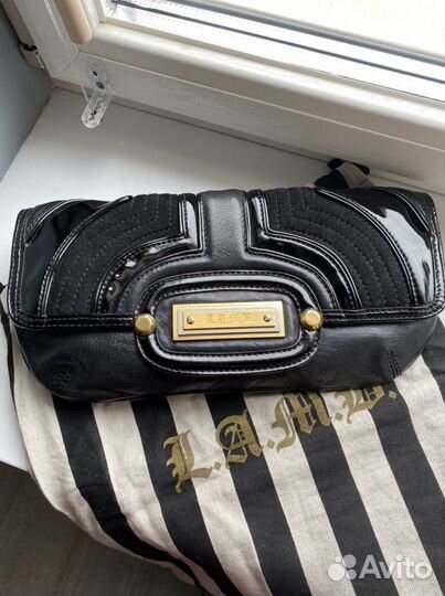 Клатч L. A. M. B