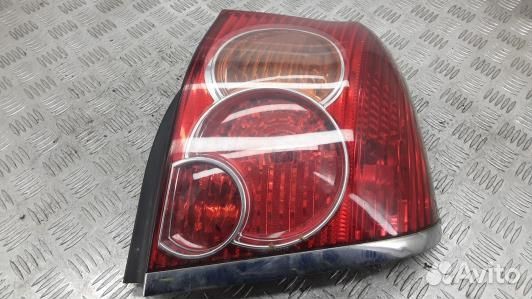 Фонарь задний правый toyota avensis T25 (93Y34MY01