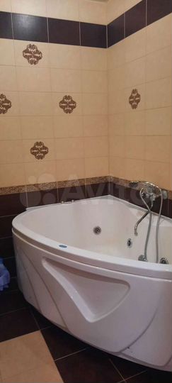 2-к. квартира, 43 м², 4/4 эт.